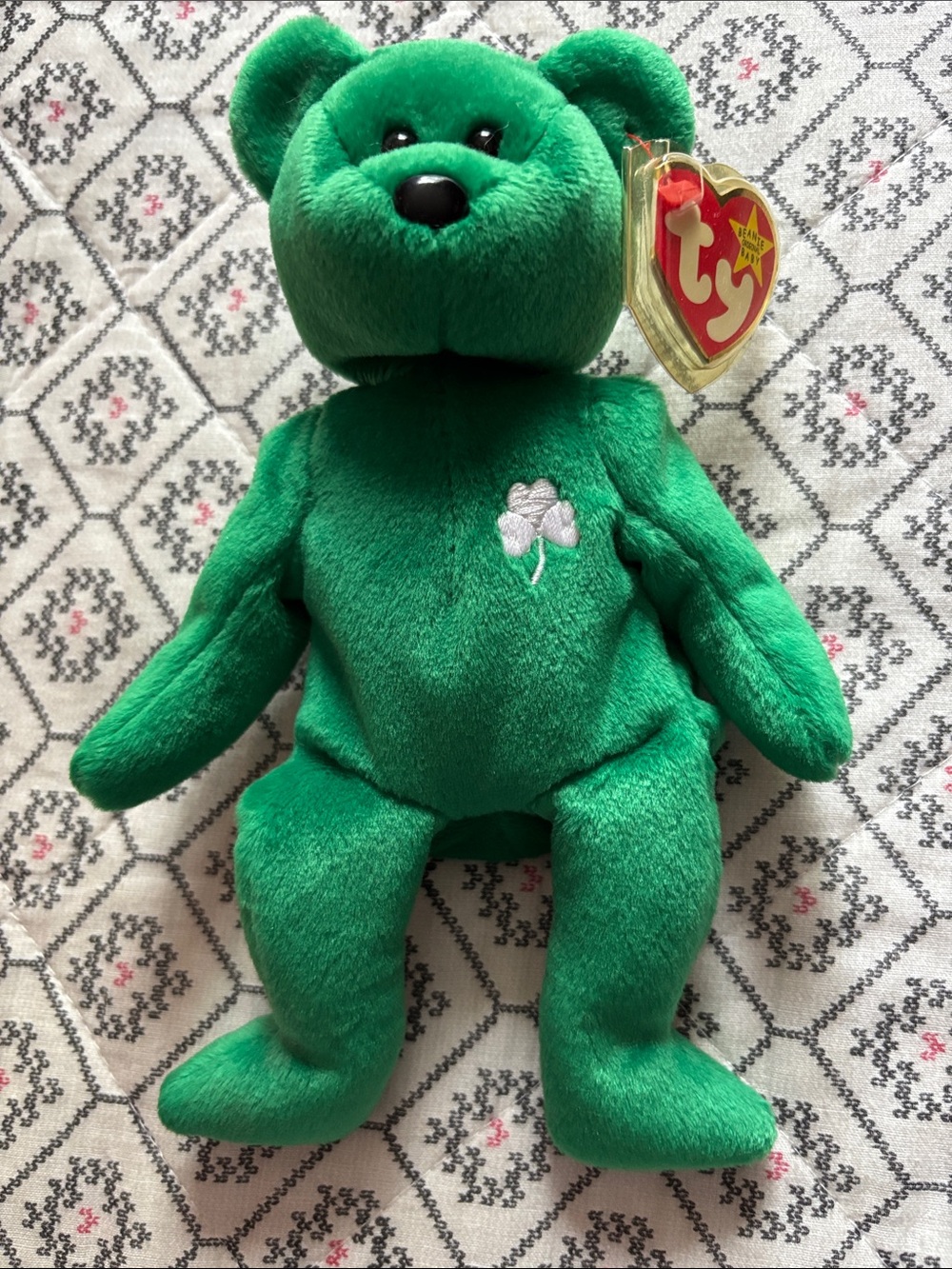 Vintage Ty Green Shamrock Beanie Babie ( Erin) with Heart Tag